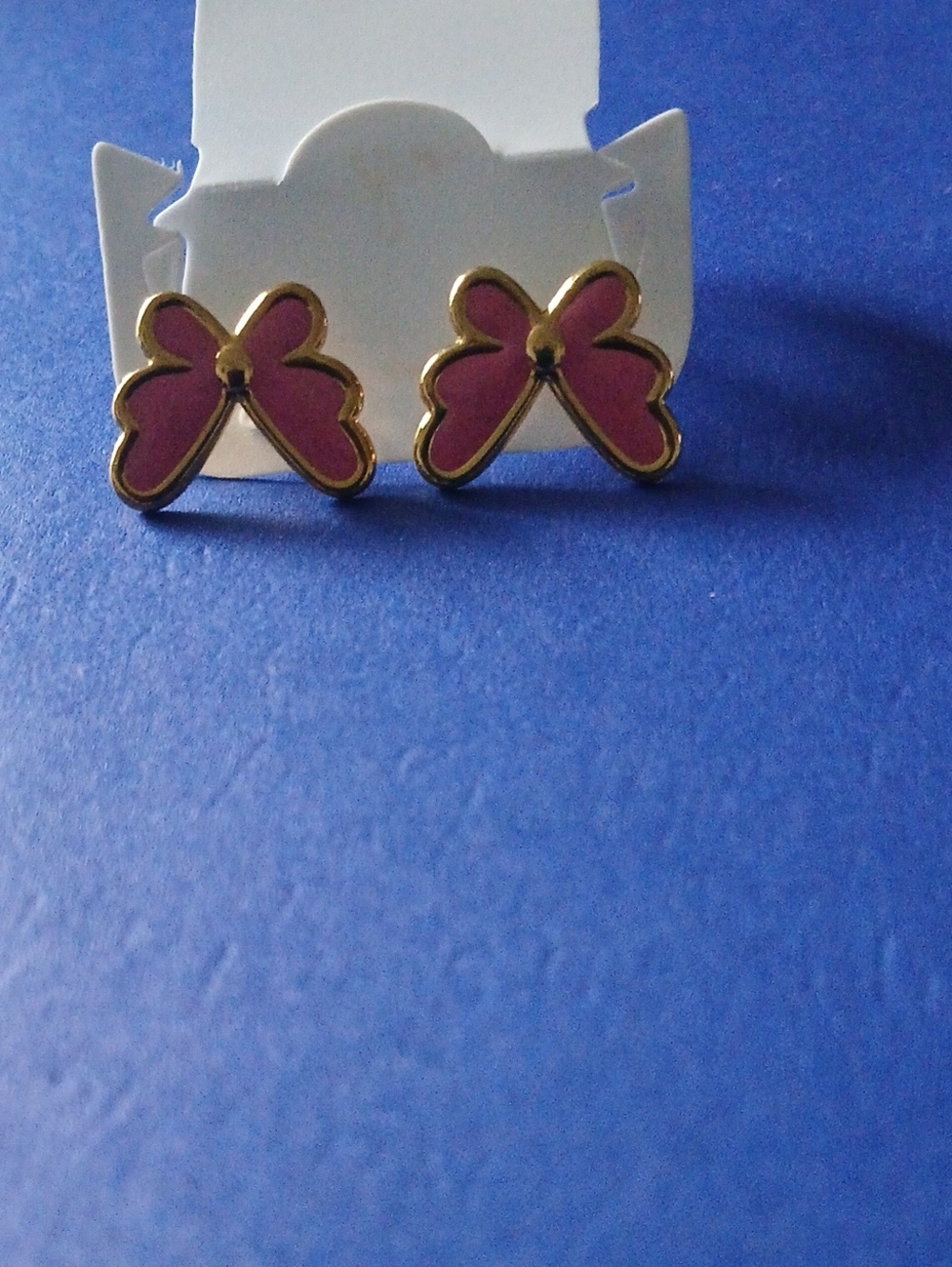 Accessories Subcategory Identification - Picture 2 of 3